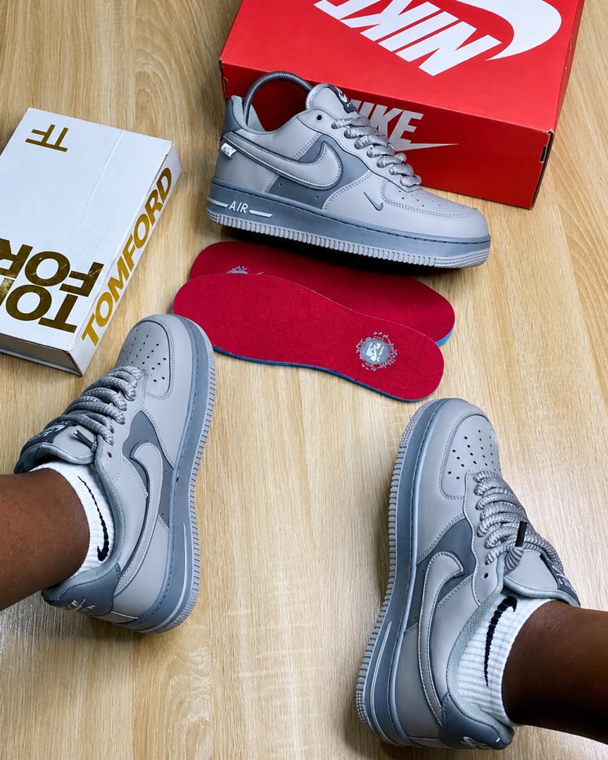Air Force 1 Low-Top Sneakers – Multi-Colourway — image 4