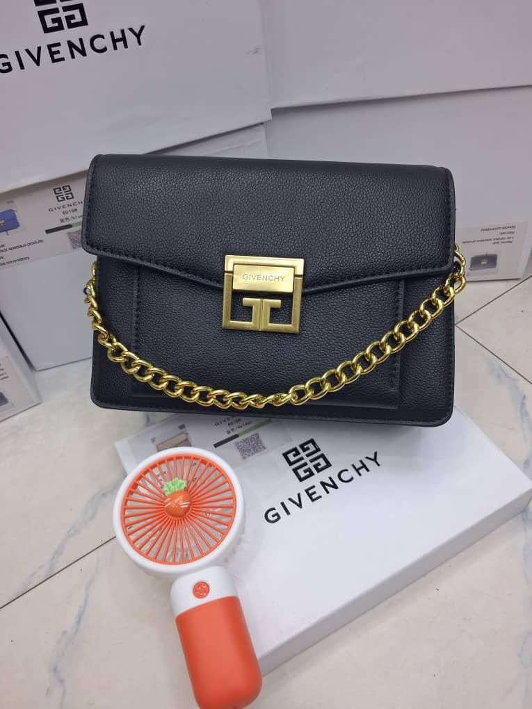 GV3-Style Chain Strap Crossbody Bag – Multi Colours with handbag fan — image 7