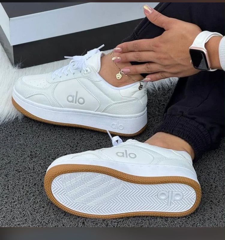 Low-Top Court Sneaker in White & Black Leather — image 2