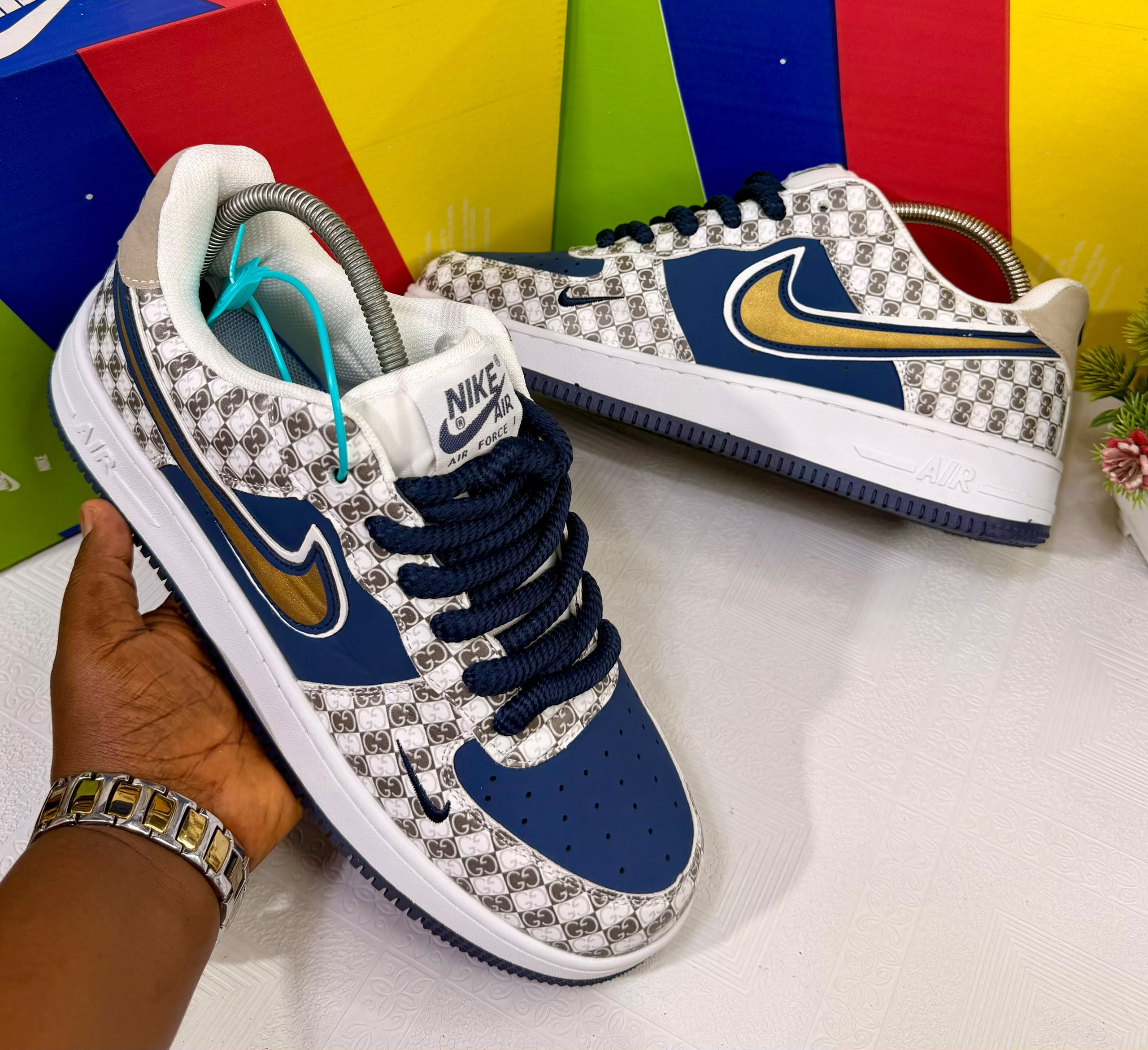 Low-Top Custom Graphic Sneakers with Rope Laces — image 3