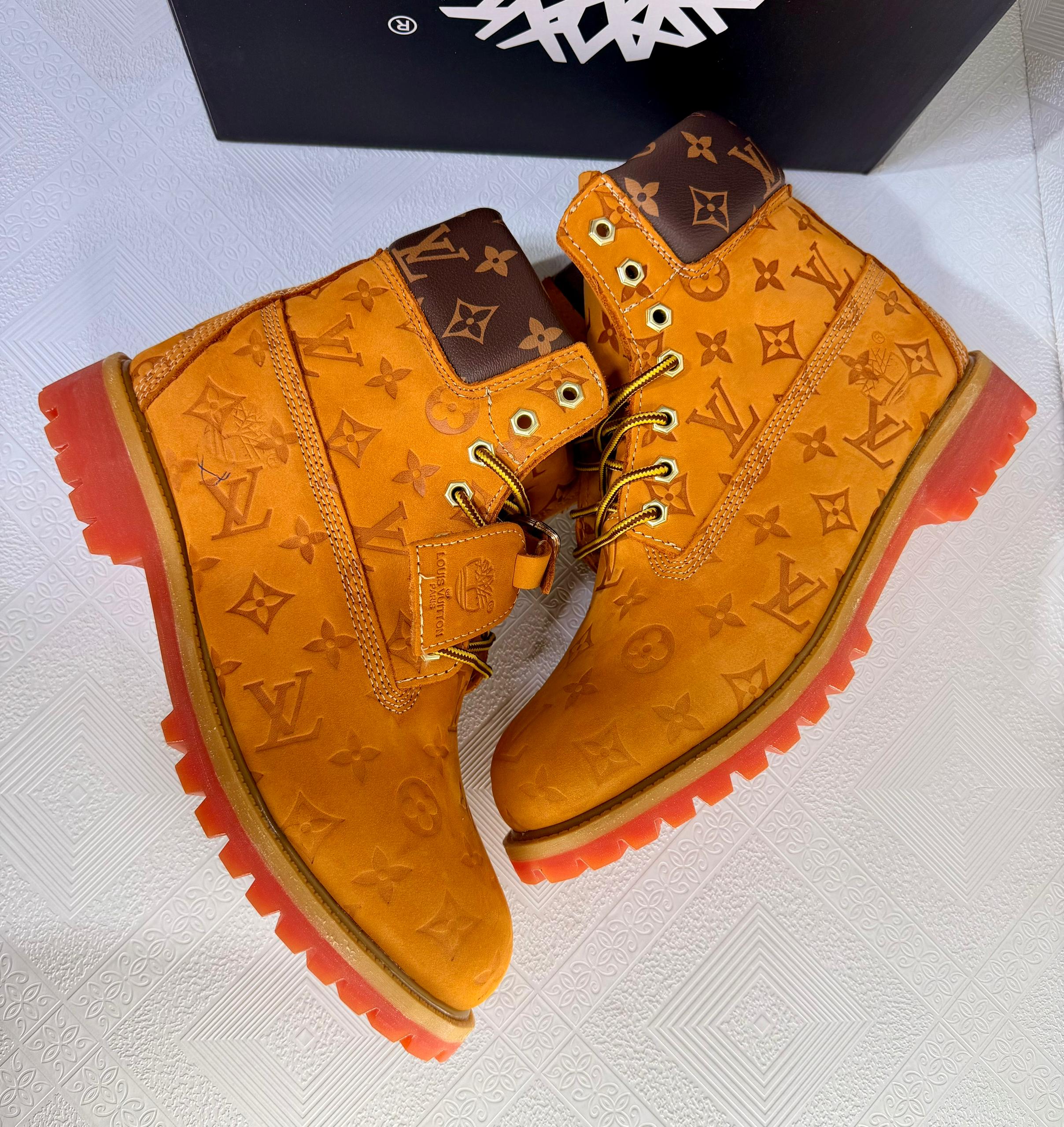 Timberland Premium Ankle Waterproof Boots. — image 1
