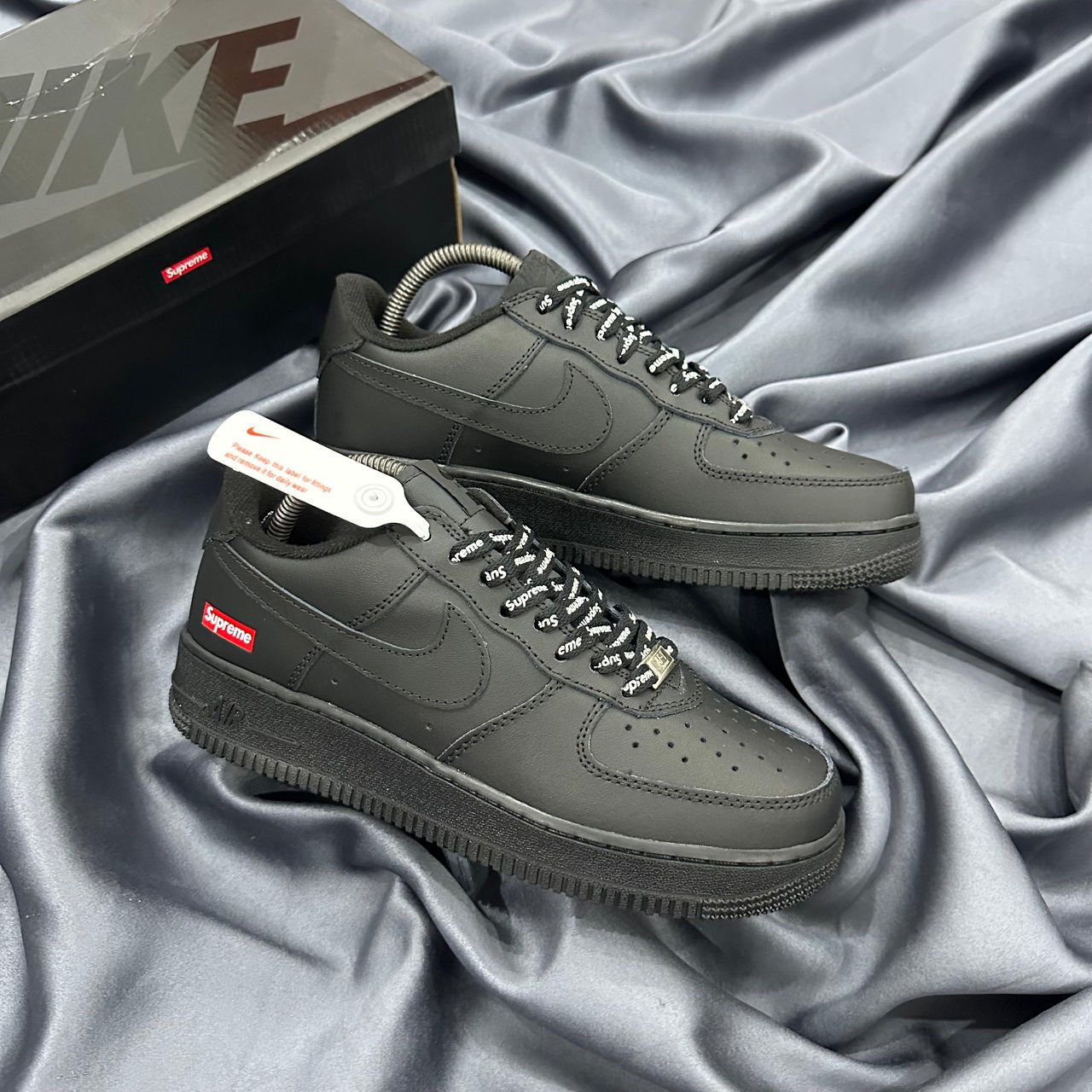 Nike Air Force 1 Low — image 2