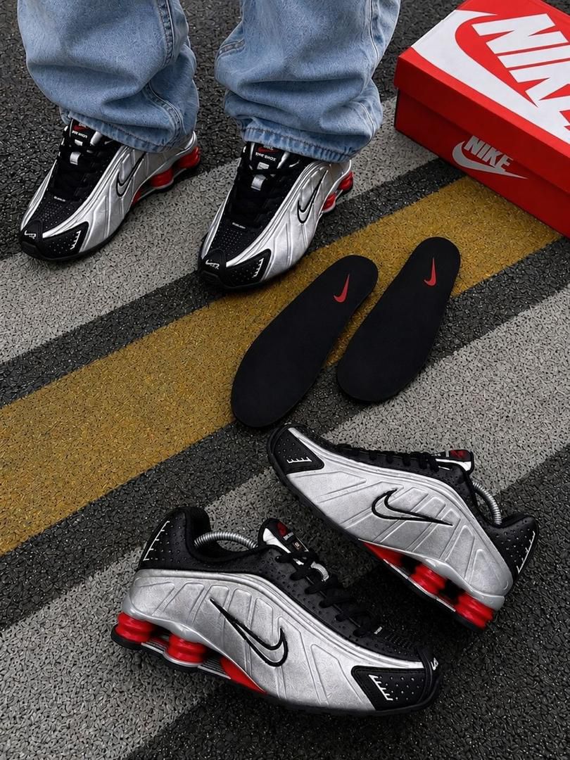 Nike Shox R4 "USA" Men's Sneaker