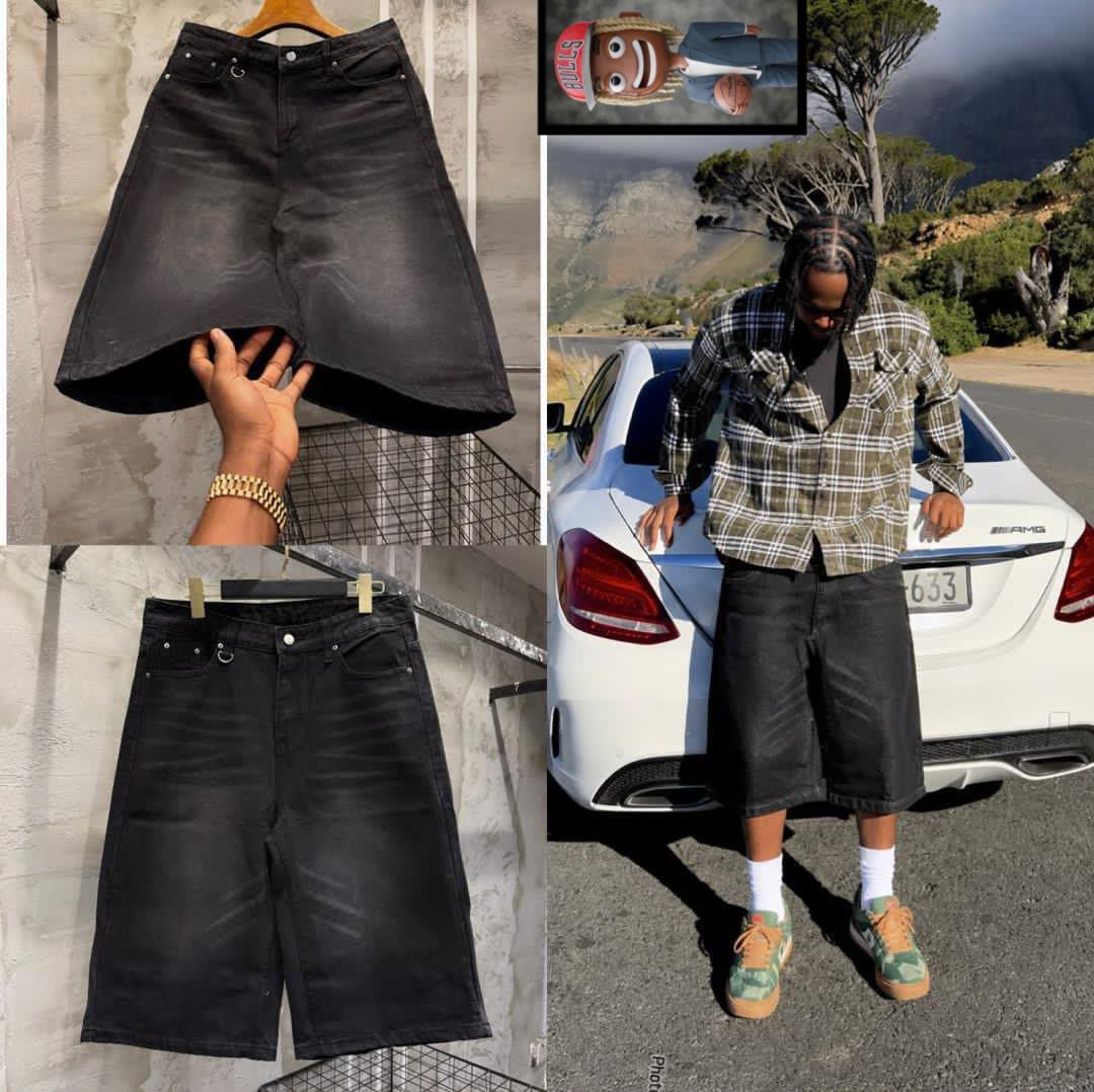 Washed Black Baggy Denim Shorts – Street Style — image 1