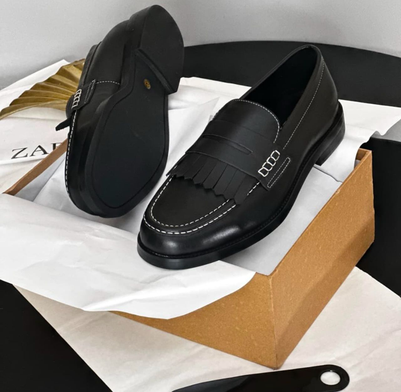 Zara Men’s Fringed Leather Penny Loafers with Contrast Stitching — image 1